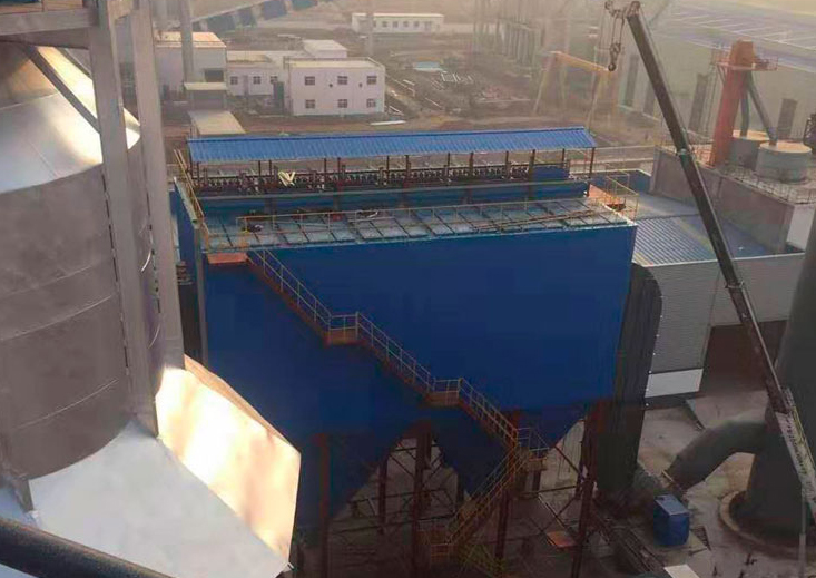 內蒙古包頭球團豎爐布袋除塵器緊張施工中 內蒙古包頭球團豎爐布袋除塵器緊張施工中